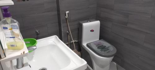 Appartement T3 équipe  in עין בניאן