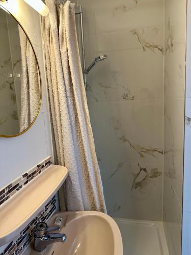 Comfort Single Room