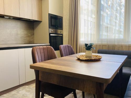 Stylish & Cozy 1BR Apartment next to Medical University & Free Parking, Стара-Загора (фото 5)
