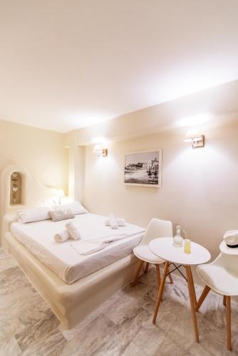 Fratelli Family Rooms – Tinos (town), UT
