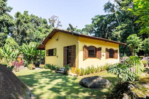 Recanto da Margo 2, casa com acesso a cachoeira ate 10 pessoas in Ponte Branca