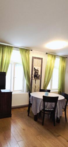 Suur-Ameerika Apartment, Tallinn