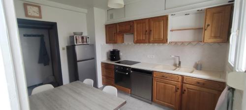 pretty 4-room apartment in a quiet area 3 bedrooms, Страсбург (фото 6)
