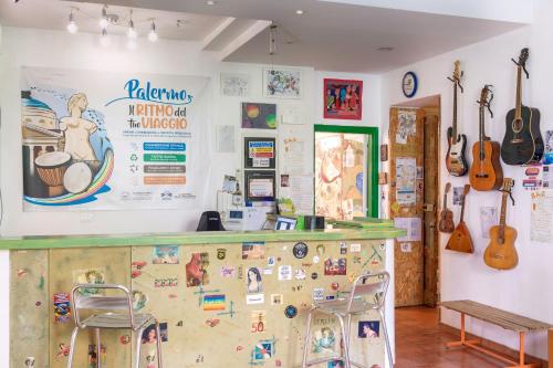 Predvorje, A Casa di Amici in Palermo