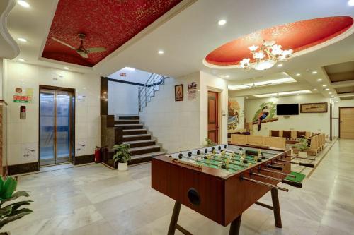 Hindustan By Backpackers Heaven - Traveller's Choice Award 2023-24-25-26 Best of Best Winning Hotel – Delhi, NY