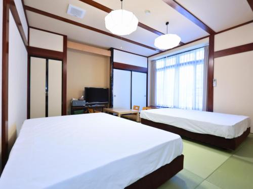 お宿 八兵衛4人部屋（専用バスルーム付き）