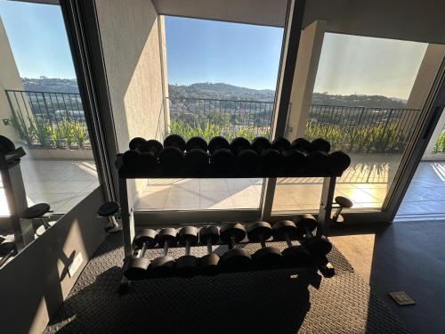 Three-Bedroom Apartment with Mountain View image 5