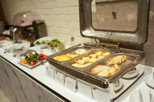 Ételek és italok, Optima Collection River Park in Center