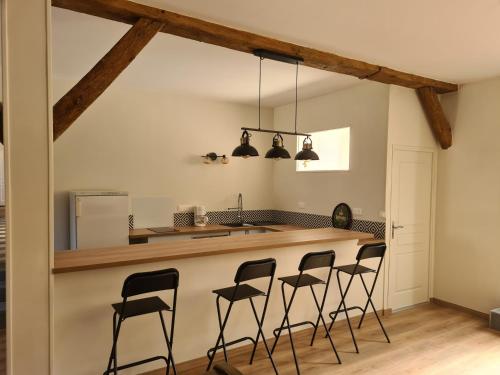 Le Domaine du Tronquoi. in Vironchaux