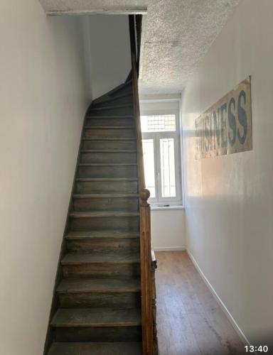 Sweet mother apartement et espace partage 1 & 2 SDB WC Sejour in Hellemmes