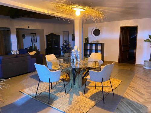 Faciliteiten, Maison nakena in Rufisque