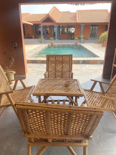 Faciliteiten, Maison nakena in Rufisque