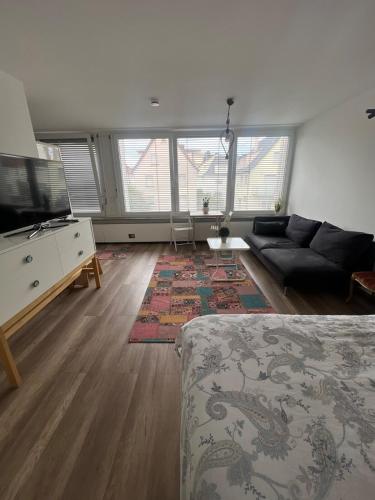 Stuttgart Fellbach-500 meter entfernt von Bahnhof in Fellbach