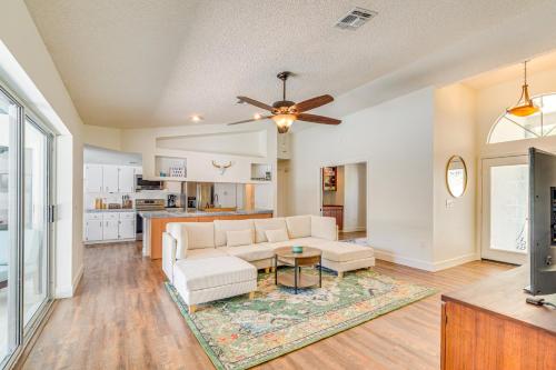 Private Pool and Lanai Spring Hill Oasis in 春日山