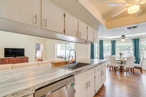Private Pool and Lanai Spring Hill Oasis in 春日山