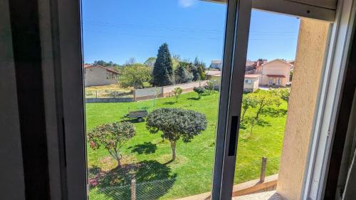 HOTEL RESTAURANTE SAN PAIO near สนามบินซานติอาโก เด กอมโปสเตลา