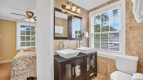 Barbuda Suite by Last Key Realty - image 2