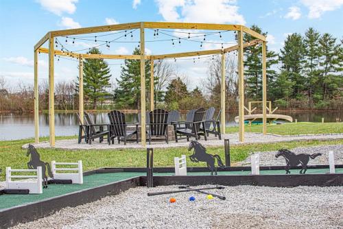 Heated Pool, Hot Tub, Mini Golf, Theater-Sleeps 28, Frankfort (foto 5)