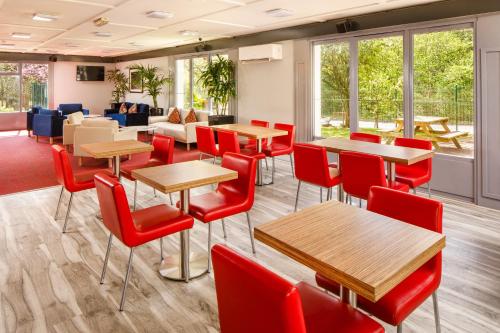 ibis Coventry South - image 14