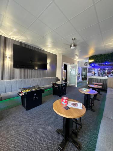Clifton Private Hotel - image 13
