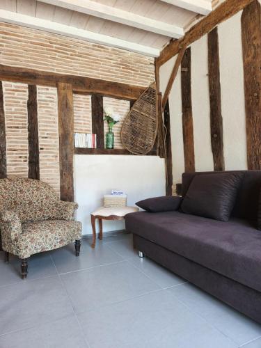 Gîte sous les pins La grange à deux (Gite sous les pins La grange a deux) in Lucmau