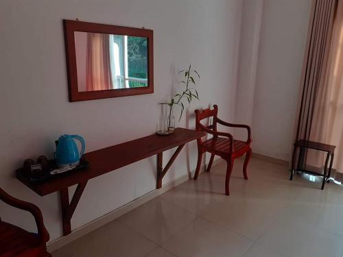 Hotel White Heaven in Mugunumatha West