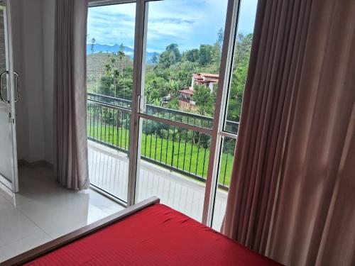 Hotel White Heaven in Mugunumatha West
