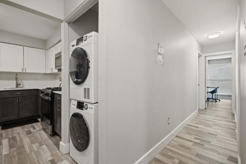 Beautiful Apartment with Modern Design in Rochester Hills