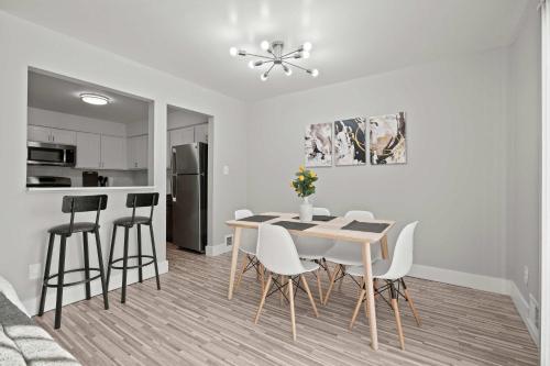 Stylish & Modern Unit Prime Location & Comfort, Rochester Hills (zdjęcie 5)