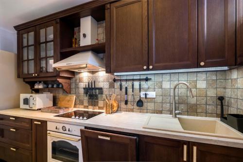 베오그라드 The Belfort Townhomes - Lux Salon 4성급 싱글룸 수영장