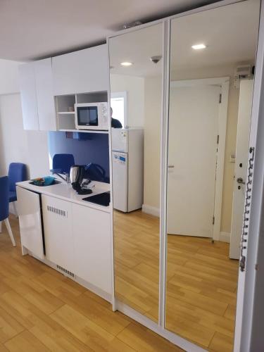 Double or Twin Room with Side Sea View