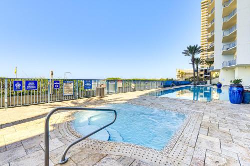 Panama City Beachfront Condo with Breathtaking Views - image 9