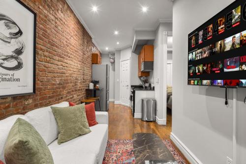 Stylish Escape Modern 2BR Condo on Prince Street, New York (Foto 10)