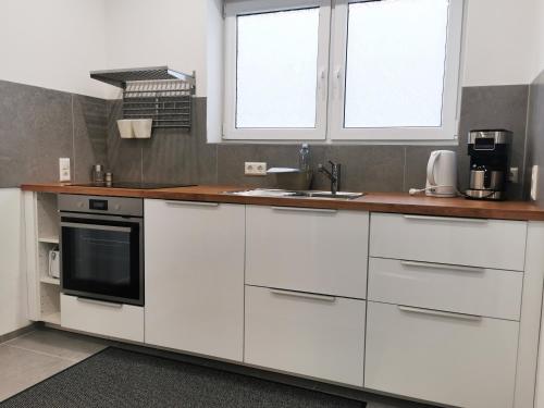 Konyha, Gemütliches Souterrain in Langenargen (Gemutliches Souterrain in Langenargen) in Langenargen