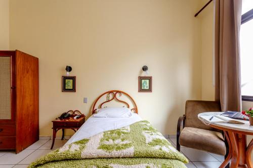 Superior Single Room image 8