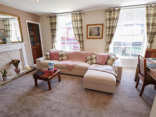 Madje Apartment, Lincoln