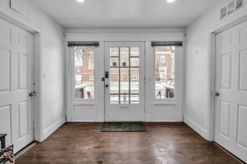 Alaprajzok, Cozy 3BR Near UB Niagara Falls - Pet Friendly near Delaware Park