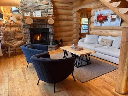 Iekārtas, L'Echo Boreal - Hot tub & Private Lake Access in Mille-Isles (QC)