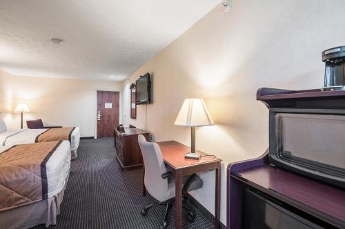 Rodeway Inn and Suites