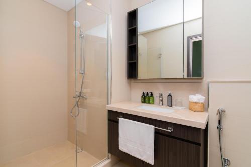 Elite Escape Holiday Home - 2 BHK Getaway with Burj Khalifa View and Dubai Mall Access - 1504, Dubai (Foto 7)