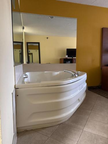 Baymont by Wyndham Mishawaka South Bend Area in Mishawaka (Indiana)