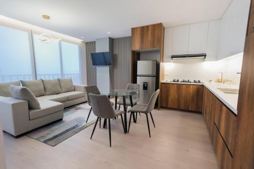 Loft moderno de lujo junto a UTPL