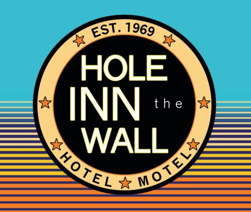 Hole Inn the Wall Hotel - Fort Walton Beach - Sunset Plaza - nearby Beaches & Hurlburt
