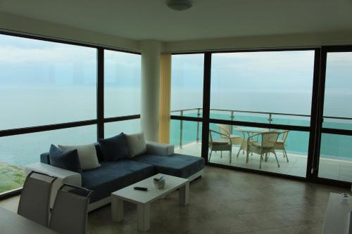 Calithea Complex