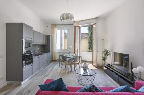 Two-Bedroom Apartment with Balcony image 10