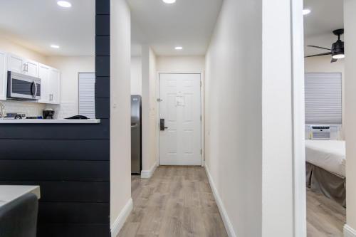 2 bedrooms, 3 beds