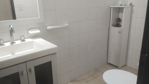 One-Bedroom Apartment image 5