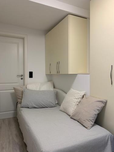OneFlats Stuttgart near Wasen, Mahle, Daimler, Bosch, Stoccarda (foto 7)