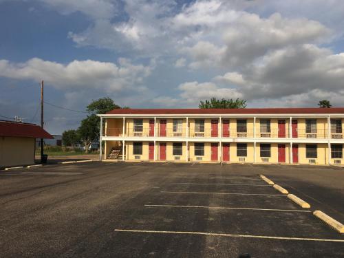Alice Motor Inn – Alice, TX