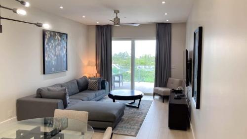 5th Floor Condo at ONE Cable Beach - image 3